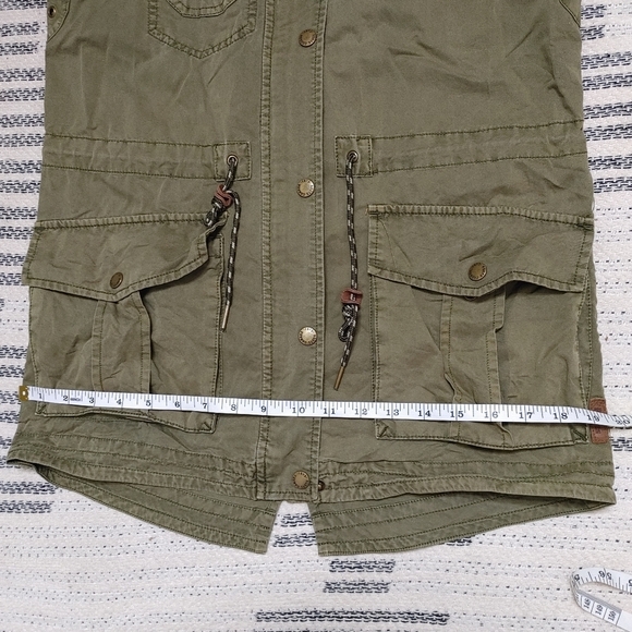 Roots Woven Utility Vest Size XS - Picture 15 of 16